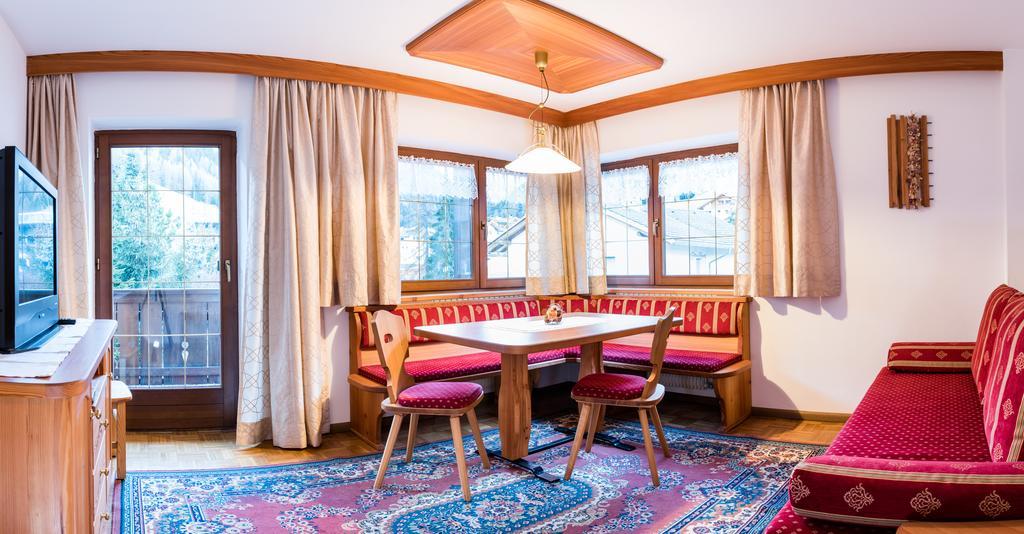 Apartments Elise Selva di Val Gardena Extérieur photo